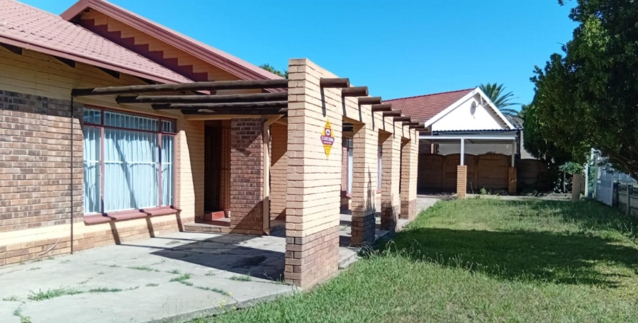 3 Bedroom Property for Sale in Uitsig Free State